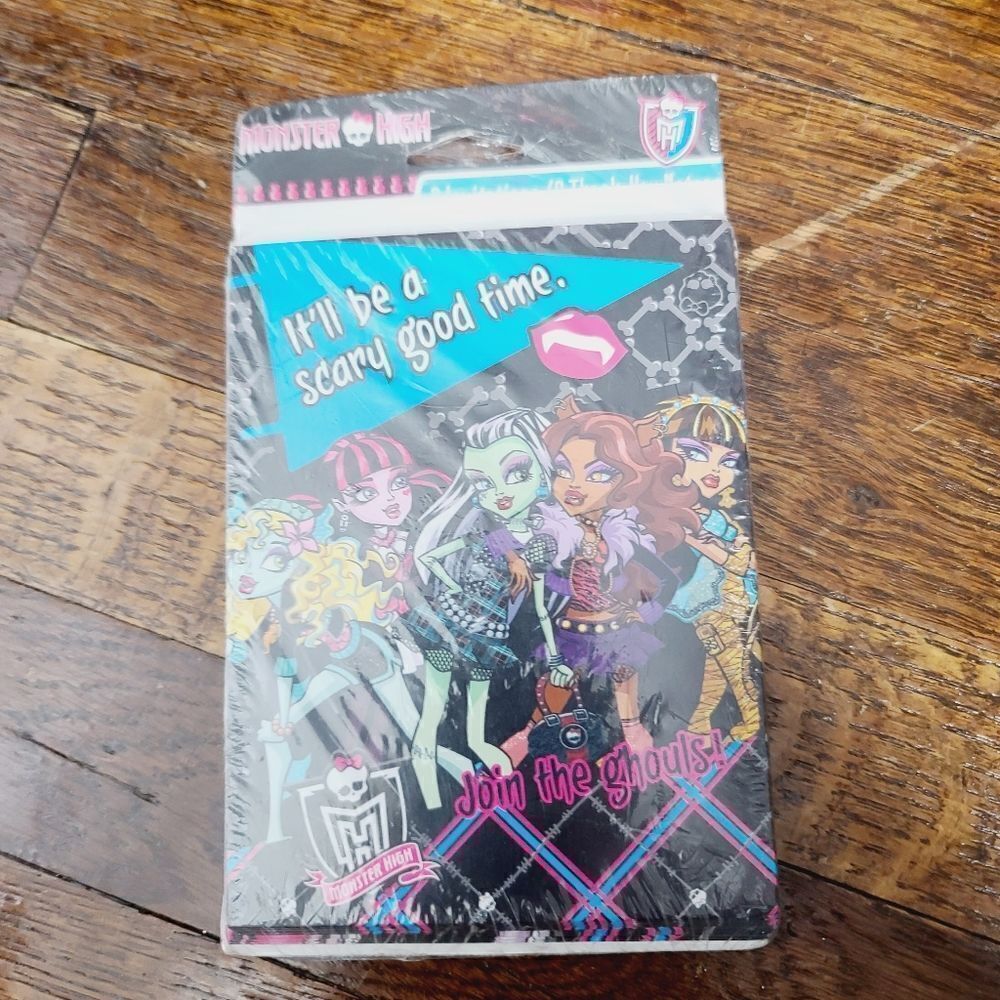NWT 2011 Mattel Monster High Join The Ghouls Party Invitations